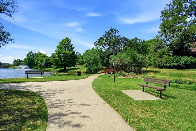 2605 Native Oak Drive, Flower Mound, TX 75022
