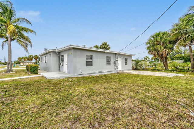 652 Bayberry Drive, Lake Park, FL 33403