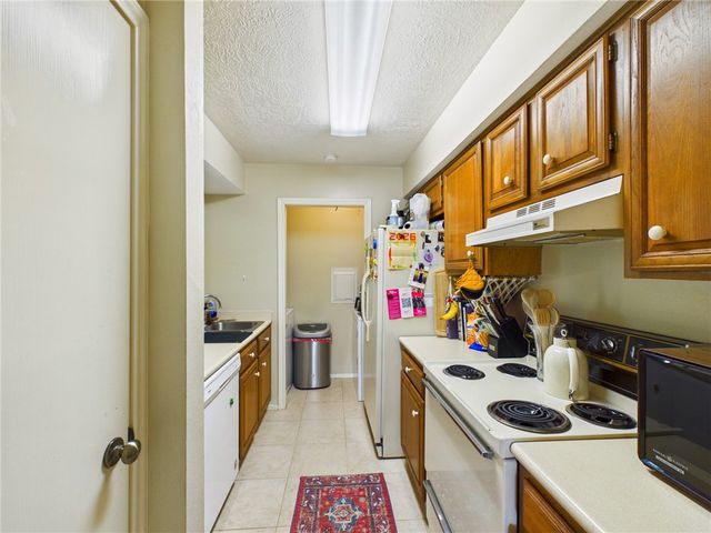 2800 Longmire Drive 56, College Station, TX 77845