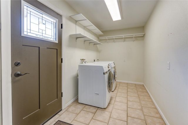 1231 Stonecrest Drive, Houston, TX 77018