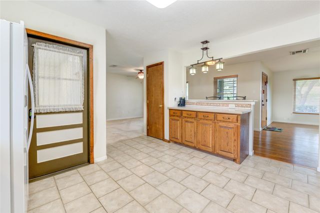 1231 Stonecrest Drive, Houston, TX 77018