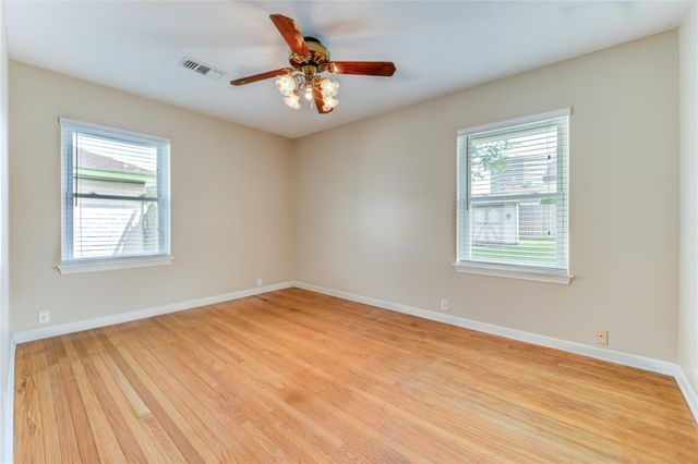 1231 Stonecrest Drive, Houston, TX 77018