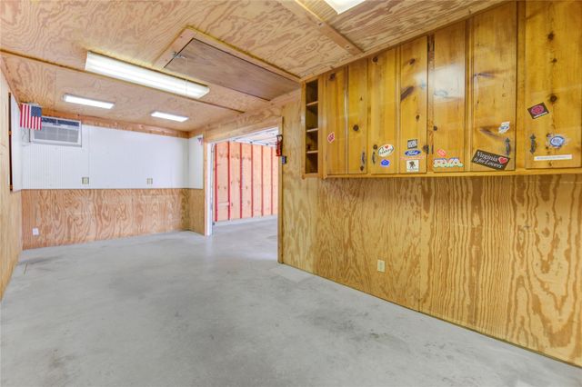 1231 Stonecrest Drive, Houston, TX 77018