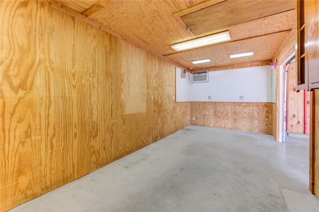 1231 Stonecrest Drive, Houston, TX 77018