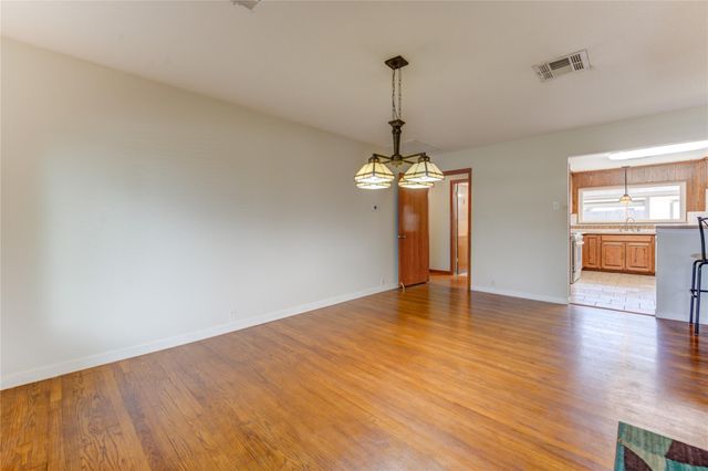 1231 Stonecrest Drive, Houston, TX 77018