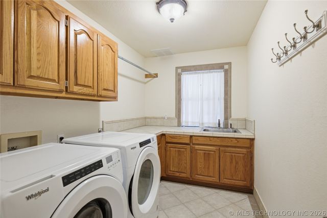 13216 E 183rd Circle S, Bixby, OK 74008