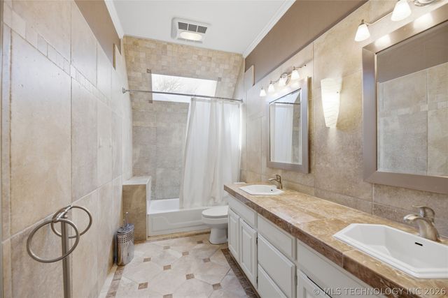 13216 E 183rd Circle S, Bixby, OK 74008