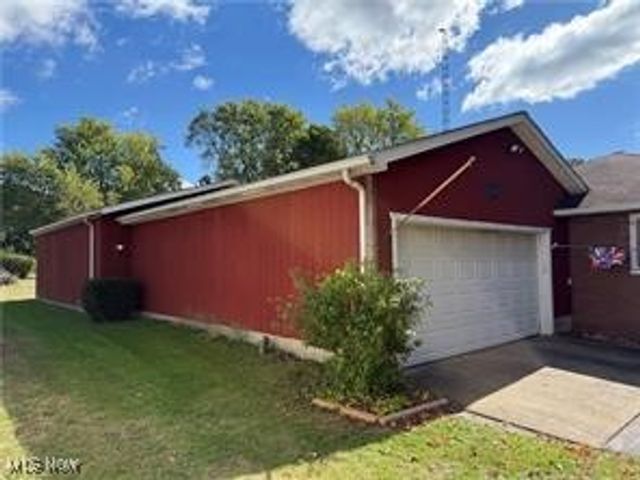 1350 Westview Drive, Salem, OH 44460