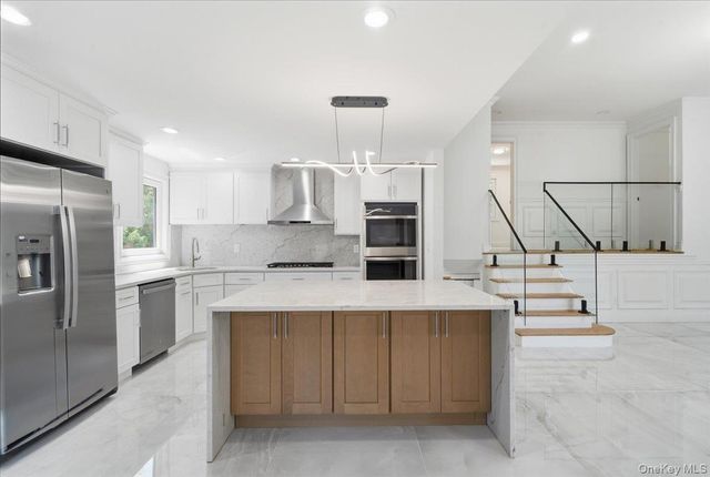 378 Lakeshore Boulevard, Massapequa Park, NY 11762