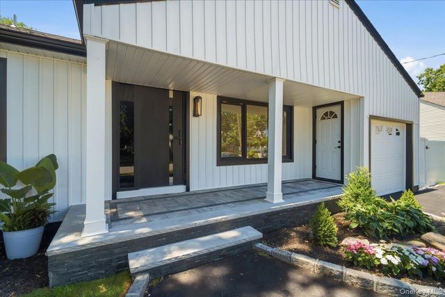 378 Lakeshore Boulevard, Massapequa Park, NY 11762