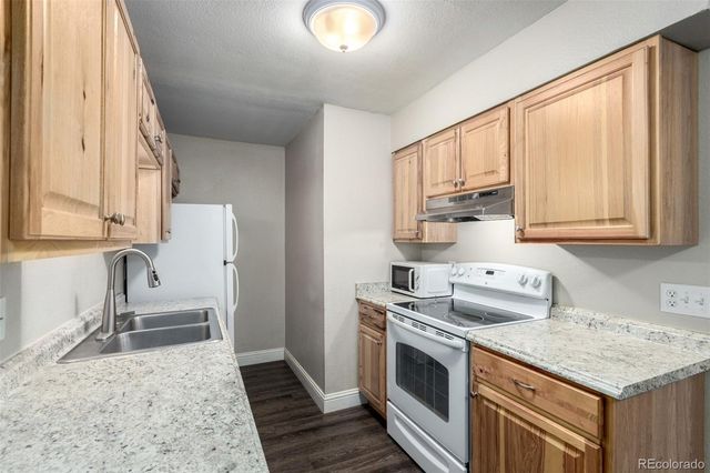 16359 W 10th Avenue O-2, Golden, CO 80401