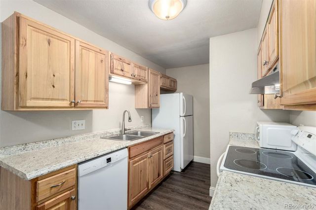 16359 W 10th Avenue O-2, Golden, CO 80401