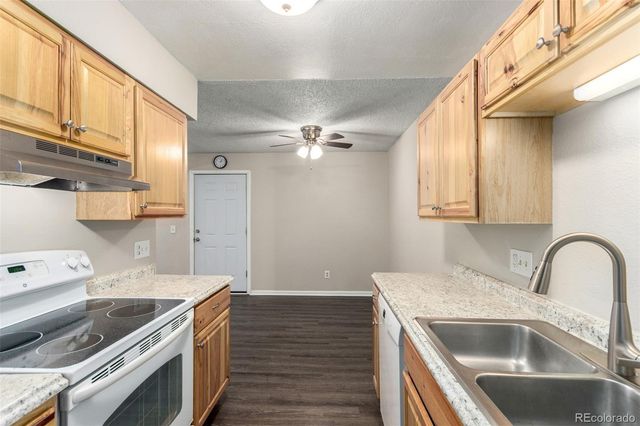 16359 W 10th Avenue O-2, Golden, CO 80401