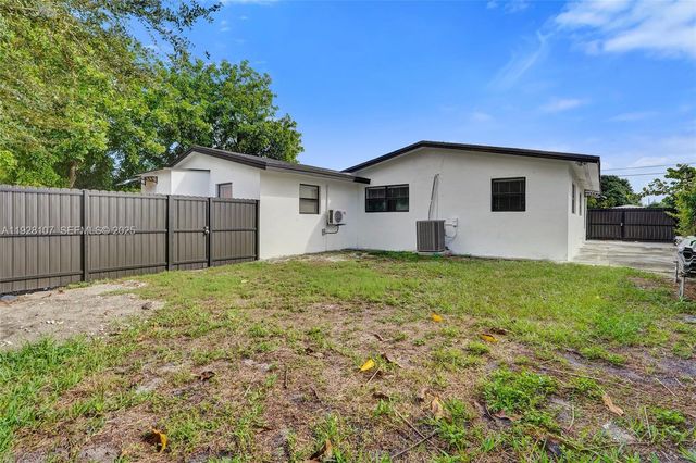 1960 SW 68th Way 0, Miramar, FL 33023