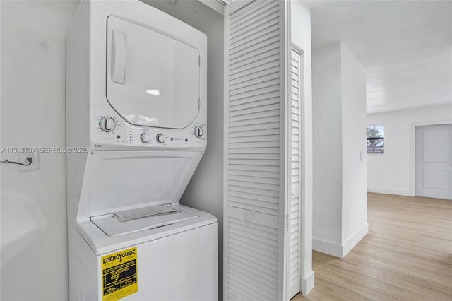 1960 SW 68th Way 0, Miramar, FL 33023