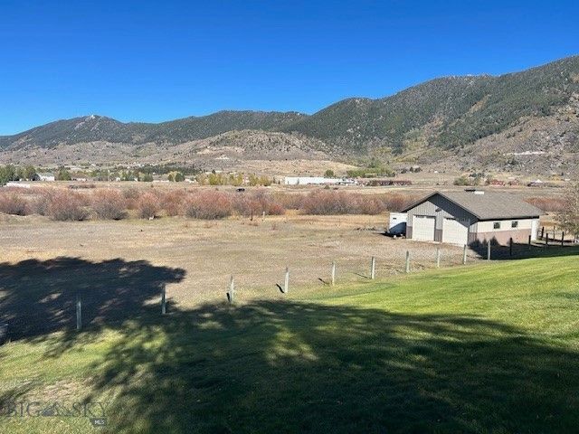 4310 Blacktail Loop, Butte, MT 59701