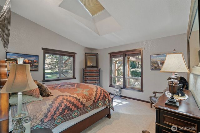 5007 Foxtrail Drive NE, Olympia, WA 98516