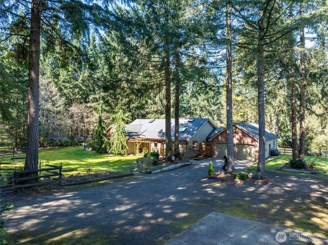 5007 Foxtrail Drive NE, Olympia, WA 98516