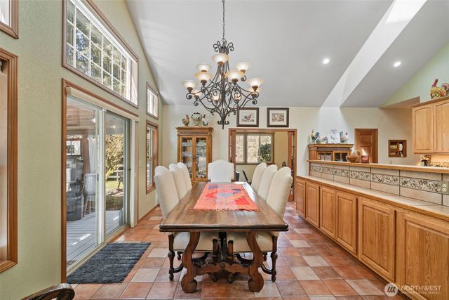 5007 Foxtrail Drive NE, Olympia, WA 98516