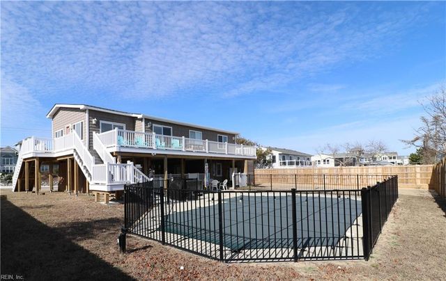 2604 Sandpiper RD, Virginia Beach, VA 23456