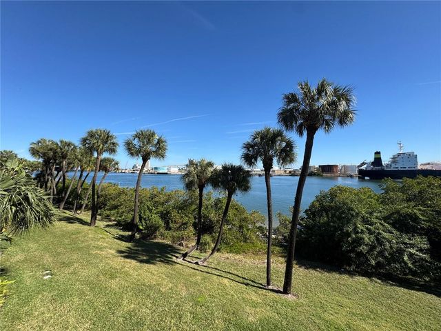 1420 HARBOUR WALK ROAD, Tampa, FL 33602