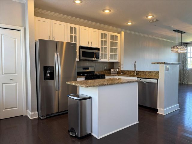 1420 HARBOUR WALK ROAD, Tampa, FL 33602