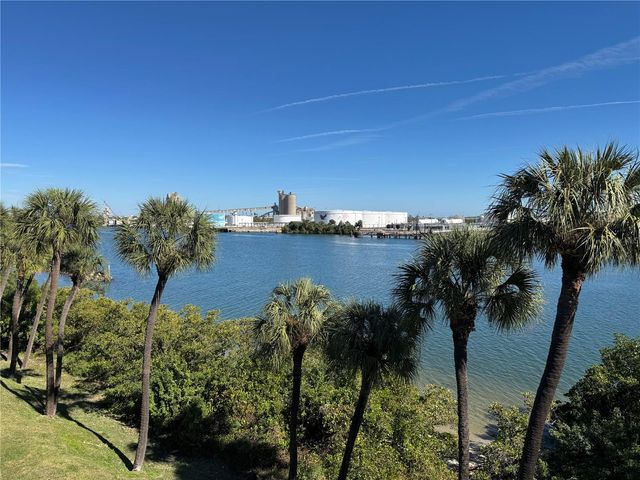 1420 HARBOUR WALK ROAD, Tampa, FL 33602