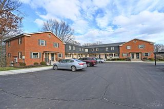 7 Creekwood Square, Glendale, OH 45246