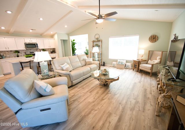 767 Heathers Glen Lane NW, Calabash, NC 28467