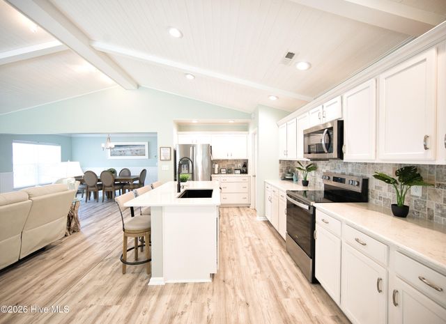 767 Heathers Glen Lane NW, Calabash, NC 28467