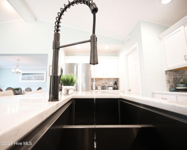 767 Heathers Glen Lane NW, Calabash, NC 28467