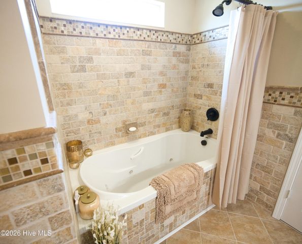 767 Heathers Glen Lane NW, Calabash, NC 28467