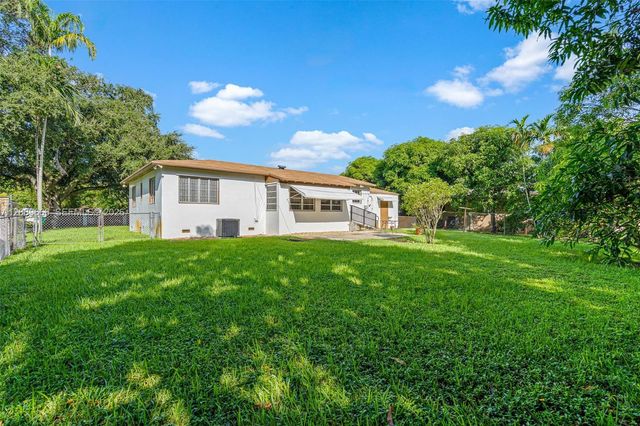 13145 NW 1st Avenue, Miami, FL 33168
