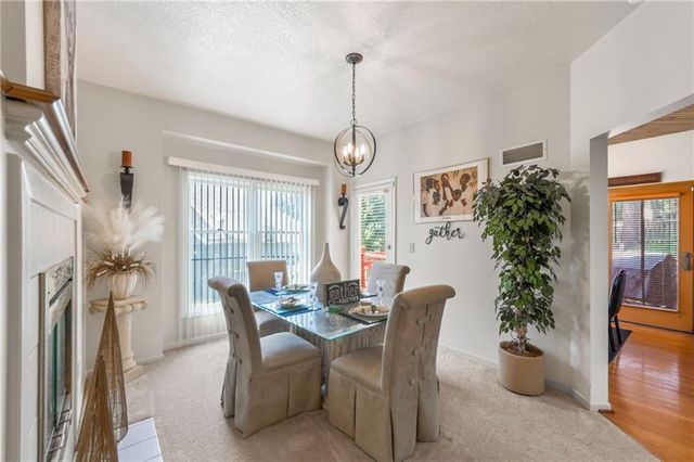 6511 Ridgeway Avenue, Kansas City, MO 64133