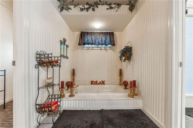6511 Ridgeway Avenue, Kansas City, MO 64133