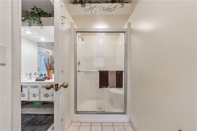 6511 Ridgeway Avenue, Kansas City, MO 64133