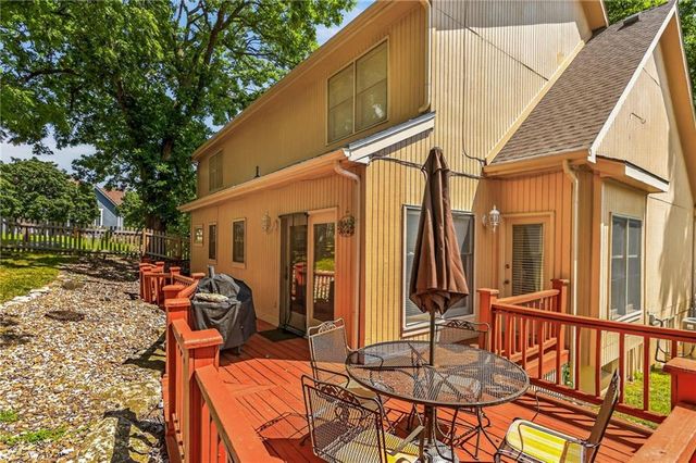 6511 Ridgeway Avenue, Kansas City, MO 64133