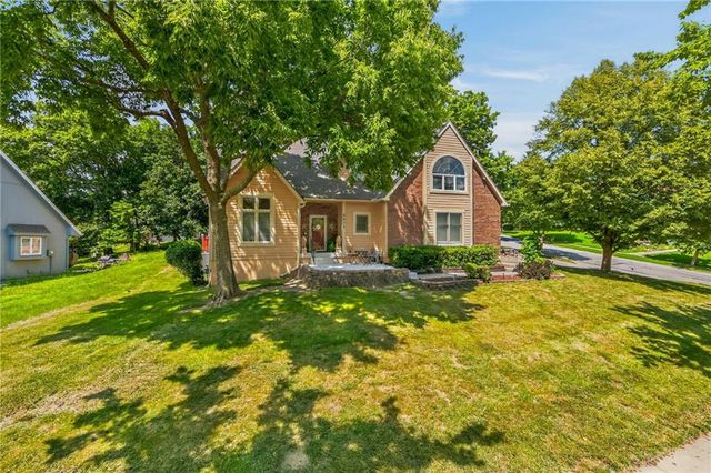 6511 Ridgeway Avenue, Kansas City, MO 64133