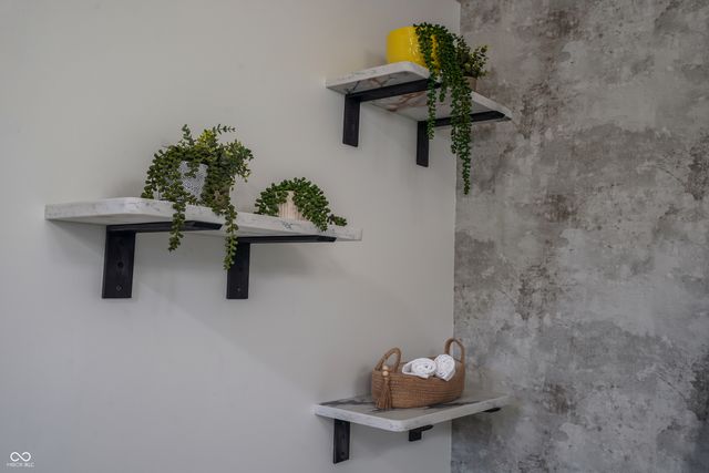 1537 Greer Dell Road, Indianapolis, IN 46260