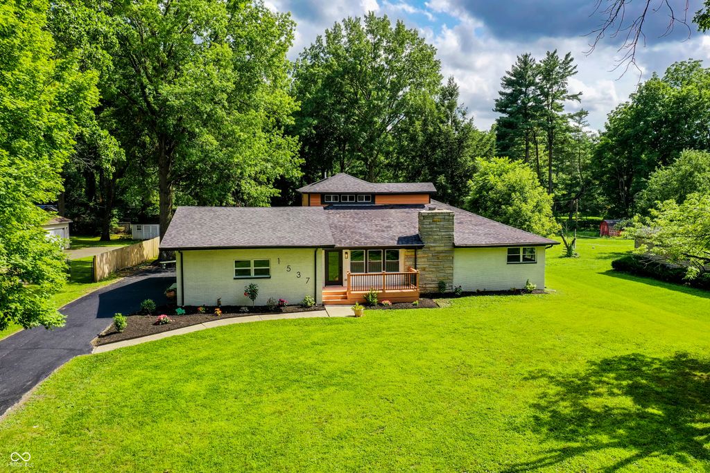 1537 Greer Dell Road, Indianapolis, IN 46260