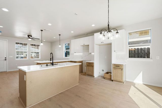 4029 34th St, Sacramento, CA 95820