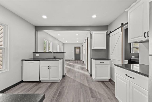 2180 S 60th STREET, West Allis, WI 53219