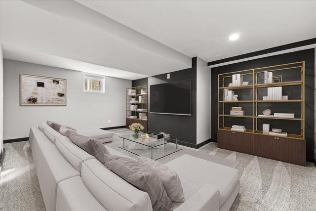 2180 S 60th STREET, West Allis, WI 53219