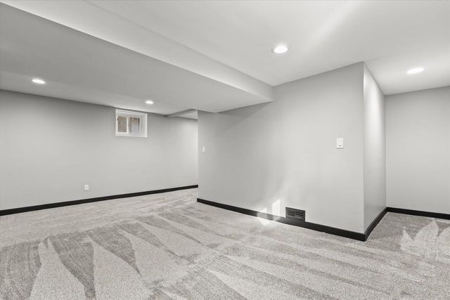 2180 S 60th STREET, West Allis, WI 53219