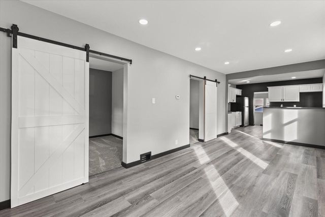 2180 S 60th STREET, West Allis, WI 53219