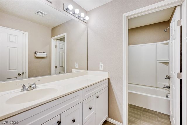 3940 Ravens Court, North Las Vegas, NV 89032