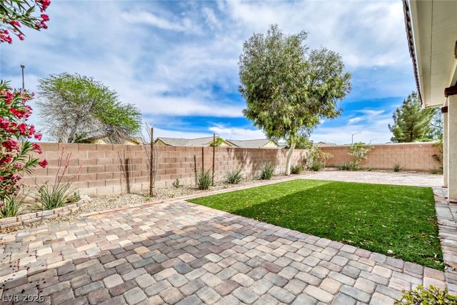 3940 Ravens Court, North Las Vegas, NV 89032