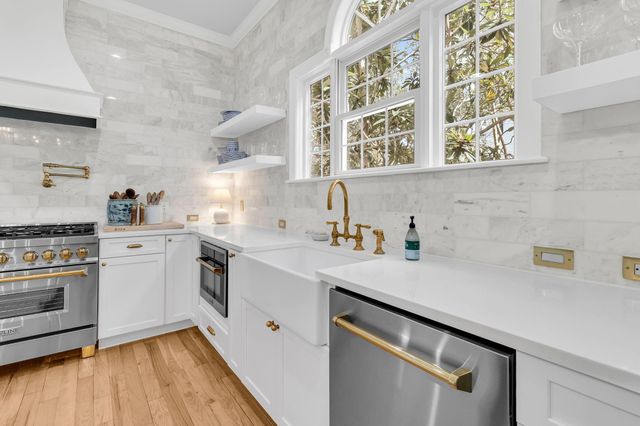 3593 Henrietta Hartford Road, Mount Pleasant, SC 29466