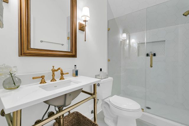 3593 Henrietta Hartford Road, Mount Pleasant, SC 29466