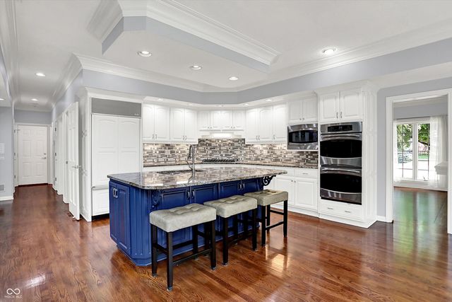 12899 Brighton Avenue, Carmel, IN 46032